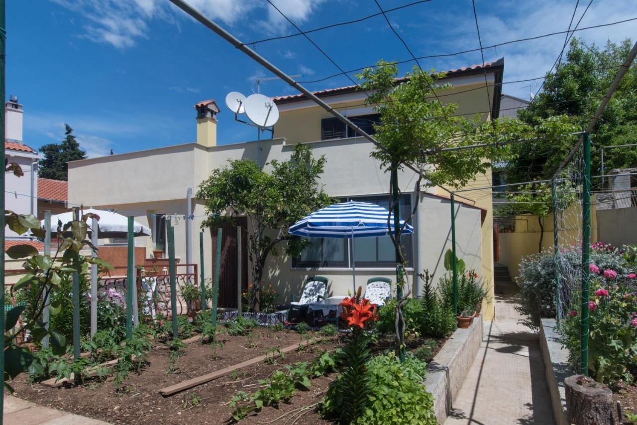 Apartment Zelina Mali Losinj Exterior photo